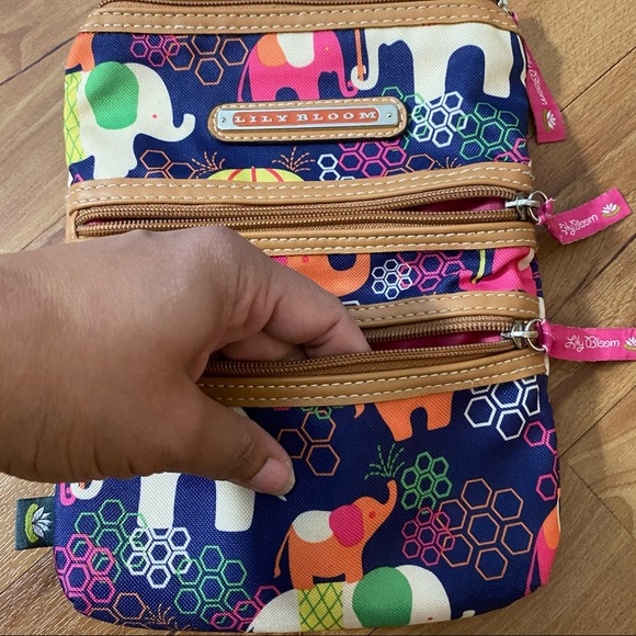 Lily Bloom Multicolor Crossbody Shoulder Bag - Picture 6 of 16